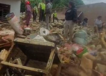 Pasca Banjir Bandang Kota Wisata  Parapat, Aktivis Lingkungan Desak Pemerintah Serius Menormalisasi Aliran Sungai