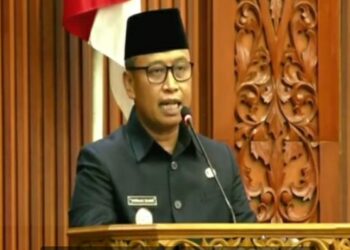 Wali Kota Depok Supian Suri Paparkan Visi-Misi “Bersama Depok Maju” dalam Rapat Paripurna DPRD