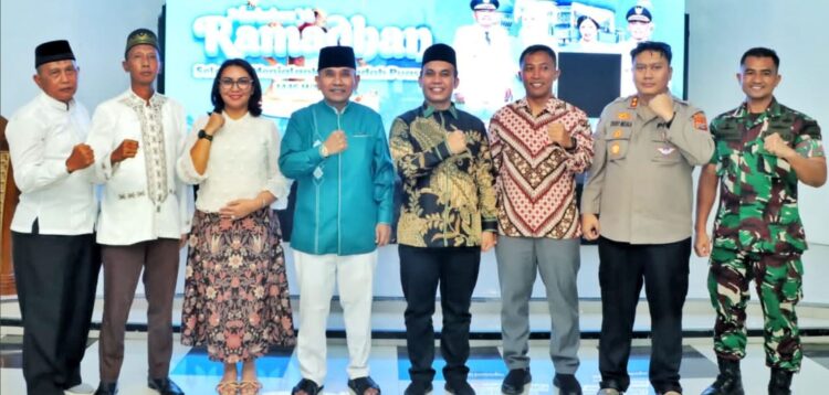 Bupati Simalungun Buka Puasa Bersama Dengan Masyarakat dan Berangkatkan Tim Safari Ramadhan Tahun 1446 H