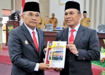 Serah Terima Jabatan Bupati Simalungun: DR H. Anton Achmad Saragih Resmi Pimpin Simalungun untuk Periode 2025-2030