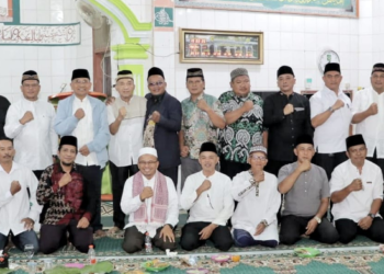 Bupati Simalungun Anton Achmad Saragih Gelar Buka Puasa Bersama di Masjid Baiturrahman, Sampaikan Terima Kasih pada Masyarakat