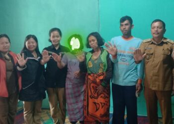 Pemerintah Desa STTU Julu dan UPTD PPA Kabupaten Pakpak Bharat Kunjungi Keluarga Korban Kekerasan Seksual, Berikan Bantuan Beras