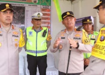 Kapolda Sumut Cek Kesiapan Pos Pelayanan GT Sinaksak dalam Operasi Ketupat Toba 2025