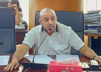 Rommy Van Boy  saat mengikuti Rapat Dengar Pendapat (RDP) bersama beberapa OPD Pemko Medan di gedung dewan, (12/3).