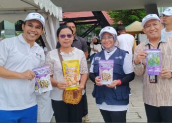 Hadiri Gerakan Wisata Bersih di Parapat, Wakil Bupati Simalungun Ajak Masyarakat Jaga Kebersihan Danau Toba