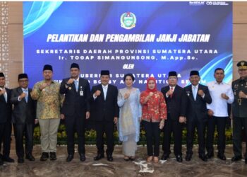 Togap Simangunsong Dilantik Jadi Sekdaprov Sumut oleh Gubernur Bobby Nasution di Bandara KNIA