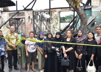 Ikatan Keluarga DPRD Kota Medan Salurkan Bantuan untuk Korban Kebakaran di Jalan Putri Hijau