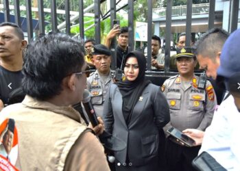 Anggota DPRD Medan Lailatul Badri Terima Aspirasi LSM TKN Kompas Nusantara Soal Maraknya Bangunan Tanpa PBG di Kota Medan