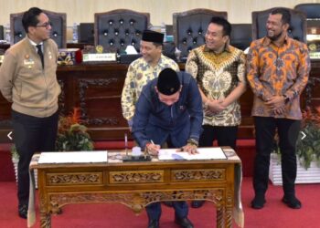 DPRD Kota Medan Tandatangani Nota Kesepakatan Perubahan KUA-PPAS APBD Tahun Anggaran 2025