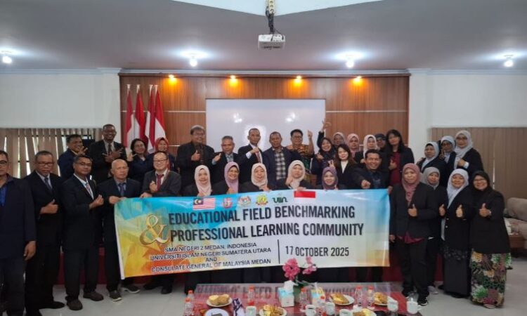 SMK Tunku Abdul Aziz Kedah Malaysia Lakukan Kunjungan Resmi ke SMAN 2 Medan Perkuat Kerjasama Pendidikan Antarnegara