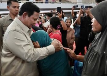 Presiden Prabowo Tinjau Korban Banjir di Tapanuli Tengah, Pastikan Penanganan Cepat dan Terkoordinasi