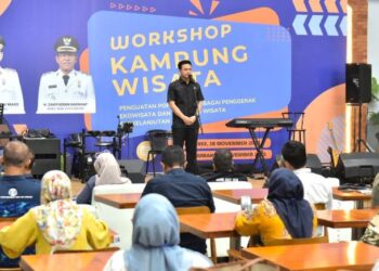 Sekretaris Komisi 3 DPRD Medan Roni Sinaga Paparkan Strategi Penguatan Kampung Wisata di Workshop Ekowisata