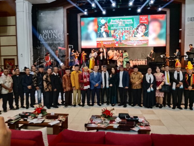 Rayakan Natal Bersama, PGIS Depok Teguhkan Peran Keluarga Kristen