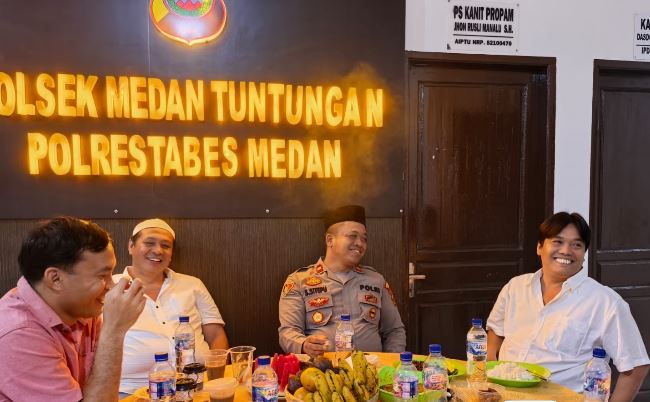 Sinergi Ramadan, Polsek Medan Tuntungan dan Pengelola Pasar Induk Lau Cih Gelar Buka Puasa Bersama