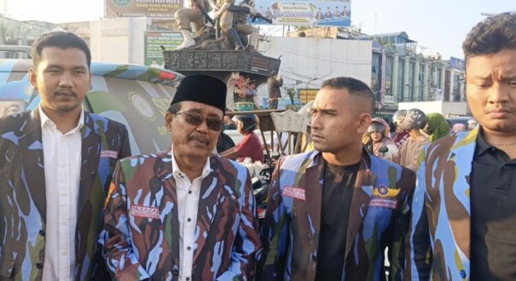 DPD IPK Kota Binjai Bagikan 1.000 Takjil untuk Warga di Sekitar Lapangan Merdeka