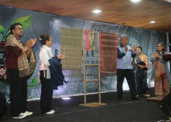 Dukung Pemberdayaan Penenun, Pemkab Taput Apresiasi 6 Tahun Jabu Bonang Berkarya Angkat Potensi Lokal