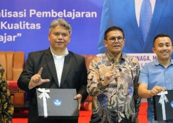 Sinergi Pemkab Taput dan DPR RI Percepat Digitalisasi Pendidikan untuk Tingkatkan Mutu Guru