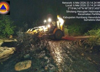 Gerak Cepat BPBD Humbahas: Akses Jalan Parlilitan–Doloksanggul Kini Kembali Bisa Dilalui Pasca Longsor