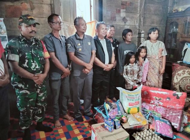 Empati Pemerintah di Tengah Bencana: Pemkab Humbang Hasundutan Salurkan Bantuan untuk Korban Kebakaran Parlilitan