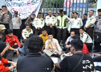 Wakil Ketua DPRD Rajudin Sagala Terima Aksi Aspirasi GMNI Medan Terkait Kebijakan Nasional