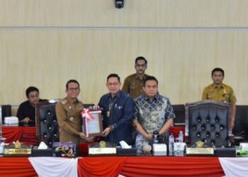 Sembilan Fraksi DPRD Medan Sampaikan Pemandangan Umum APBD 2025