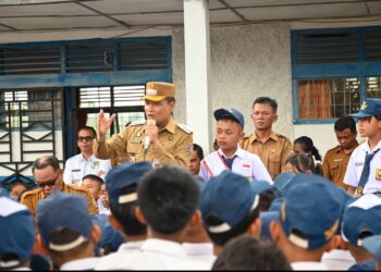 Bupati Humbahas Ajak Siswa Bangun Karakter dan Raih Masa Depan pada Hari Pertama Sekolah