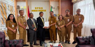 Pemkab Humbahas Serahkan Dokumen KUA-PPAS 2027 ke DPRD, Pendapatan Daerah Diproyeksikan Rp915,27 Miliar