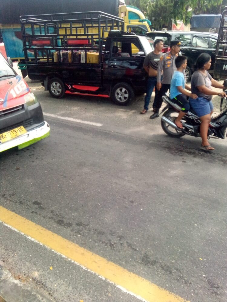 Antisipasi Kemacetan, Kapolsek Tuntungan IPTU Adil Ginting Cek Langsung Kondisi SPBU