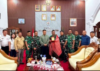 Perkuat Keamanan dan Pembangunan Daerah, Bupati Humbang Hasundutan Terima Kunjungan Strategis Kementerian Pertahanan RI