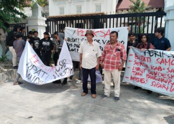 Sidang Korupsi Bansos PENA Samosir di PN Medan: Keterangan Saksi Didengar, Massa Desak Pengusutan Aktor Lain