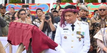 Bupati Humbahas Abadikan Nama Pejuang Pembentukan Daerah Lewat Prasasti Bersejarah