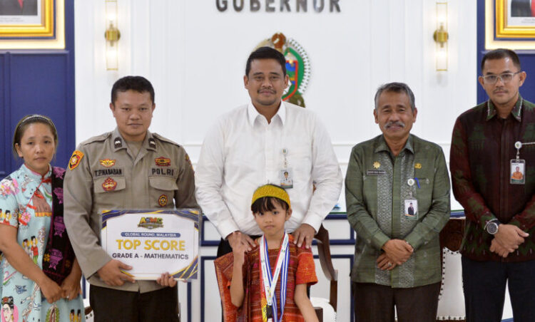 Caroline Nababan Raih Emas dan Top Score ASMC 2026, The PRINT Apresiasi Prestasi Anak Sumut
