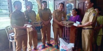 Pemkab Humbang Hasundutan Salurkan Bantuan Sosial untuk Korban Kebakaran di Paranginan