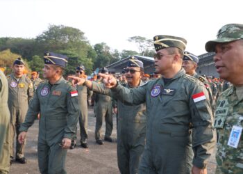 Kasad Apresiasi Penerbang Demo Udara HUT ke-81 RI di Lanud Halim