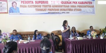 Ketua TP PKK Humbahas Supervisi Desa Baringin untuk Lomba Administrasi Sumut