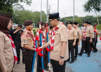 Rico Waas Lepas Kontingen Pramuka Medan ke Jamnas XII 2026