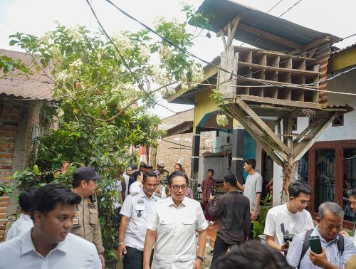 Rico Waas Nonaktifkan Lurah Aur, Pemko Medan Tegaskan Perang Melawan Penyalahgunaan Wewenang