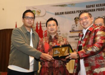Rico Waas Dorong Sinergi Pemko dan DPRD Medan untuk Percepat Pertumbuhan Ekonomi
