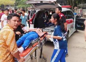 Diduga Keracunan Makanan MBG, Ratusan Siswa di Berastagi Dilarikan ke Rumah Sakit