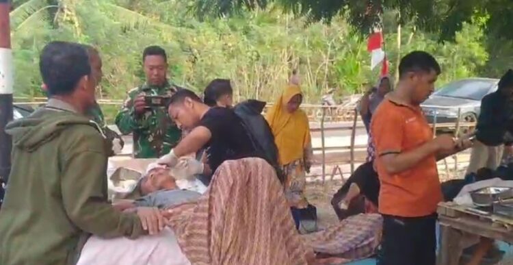 Kodam IX/Udayana Kerahkan Prajurit Bantu Evakuasi Warga Pascagempa M 7,7 di NTT