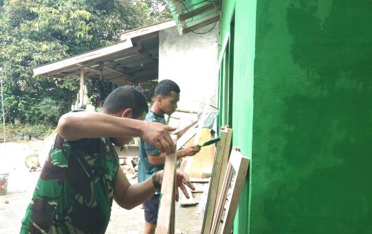 RTLH Program TMMD ke-129 di Pakkat Masuki Tahap Pemasangan Pintu dan Jendela