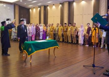 Wali Kota Medan Rico Waas Lantik Erfin Fahrurrazi sebagai Pj Sekda