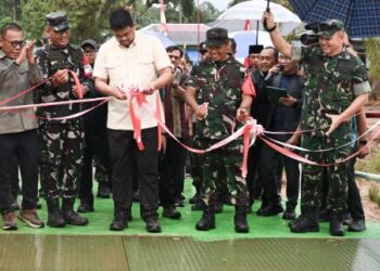 Resmikan Jembatan Bailey di Tapteng, Bobby Nasution Janji Beri Modal Usaha Warga