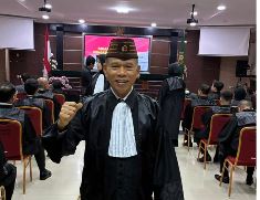 Eksklusif Wawancara Yohanes Suhardin: Dari Ruang Kuliah Menuju Panggung Advokasi Demi Penegakan Hukum Tanpa Politik