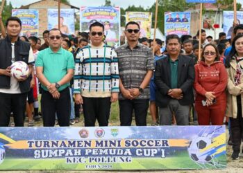 Bupati Oloan Paniaran Nababan Buka Turnamen Mini Soccer Sumpah Pemuda Cup 1 di Pollung
