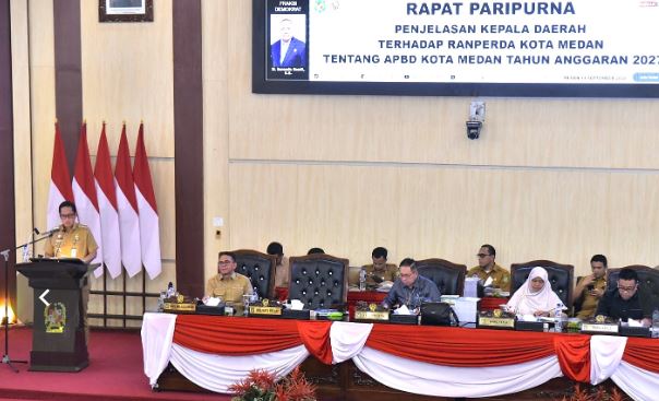 Wali Kota Medan Sampaikan PAPBD 2026, Pendapatan Diproyeksikan Rp7,13 Triliun dan Belanja Rp7,73 Triliun