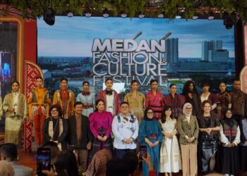 Buka MFCF 2026, Wali Kota Medan Rico Waas Dorong Ulos Tembus Pasar Fesyen Dunia