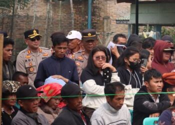 Tinjau TPS, Kapolres Humbahas Pastikan Pilkades Serentak 2026 Aman dan Kondusif