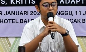 Evaluasi 2 Tahun Prabowo-Gibran: Rapor Merah Ekonomi & Realitas Rakyat