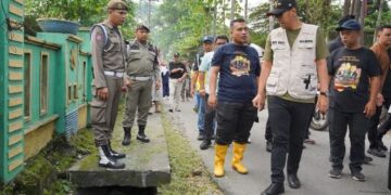Tinjau Banjir dan Dengar Keluhan Warga Beringin, Wali Kota Medan Rico Waas Siapkan Solusi Drainase hingga 10.000 CCTV